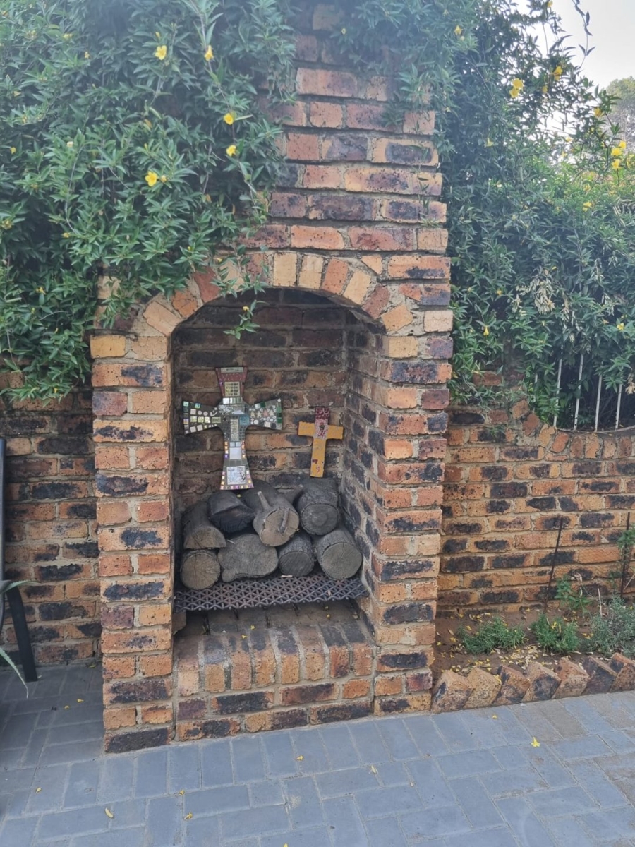 3 Bedroom Property for Sale in Vaalpark Free State